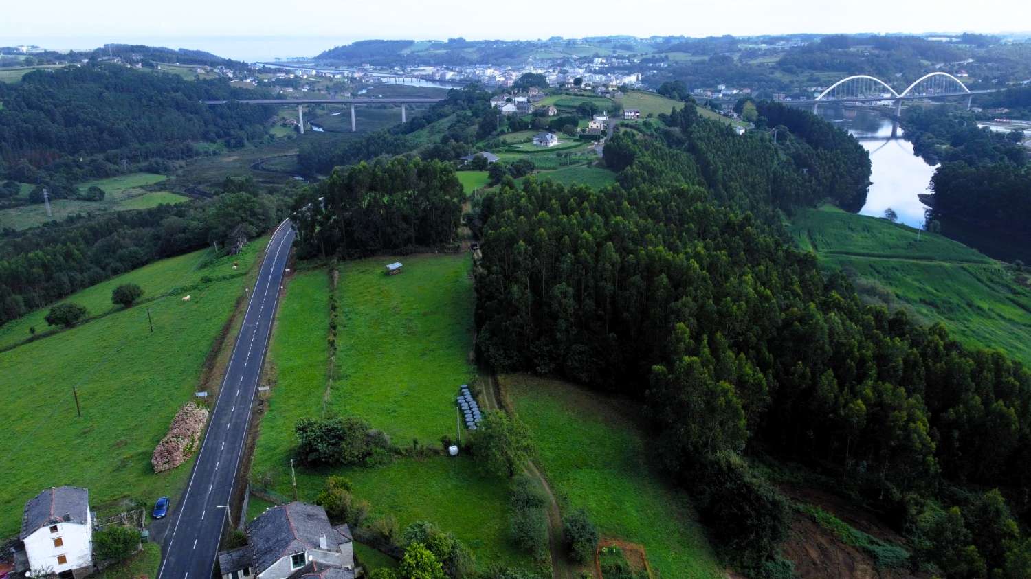 PARCELA EDIFICABLE AL LADO DE NAVIA - SAN ESTEBAN COAÑA ASTURIAS