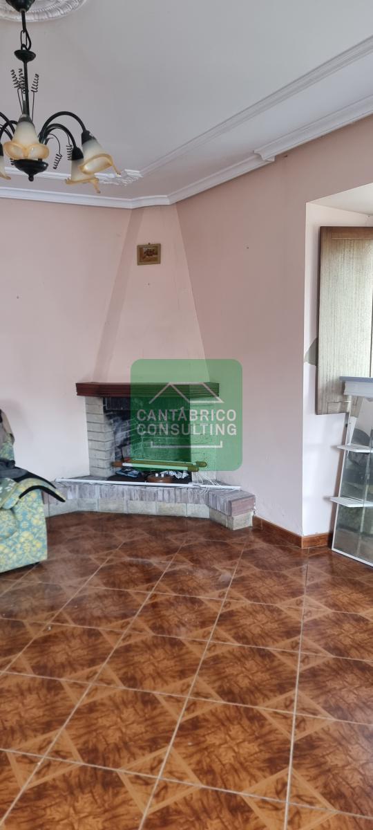 GRAN CASA FAMILIAR EN LAS CAMPAS, CASTROPOL CON ANEJOS Y MUCHAS POSIBILIDADES EN ZONA COSTERA DE ASTURIAS