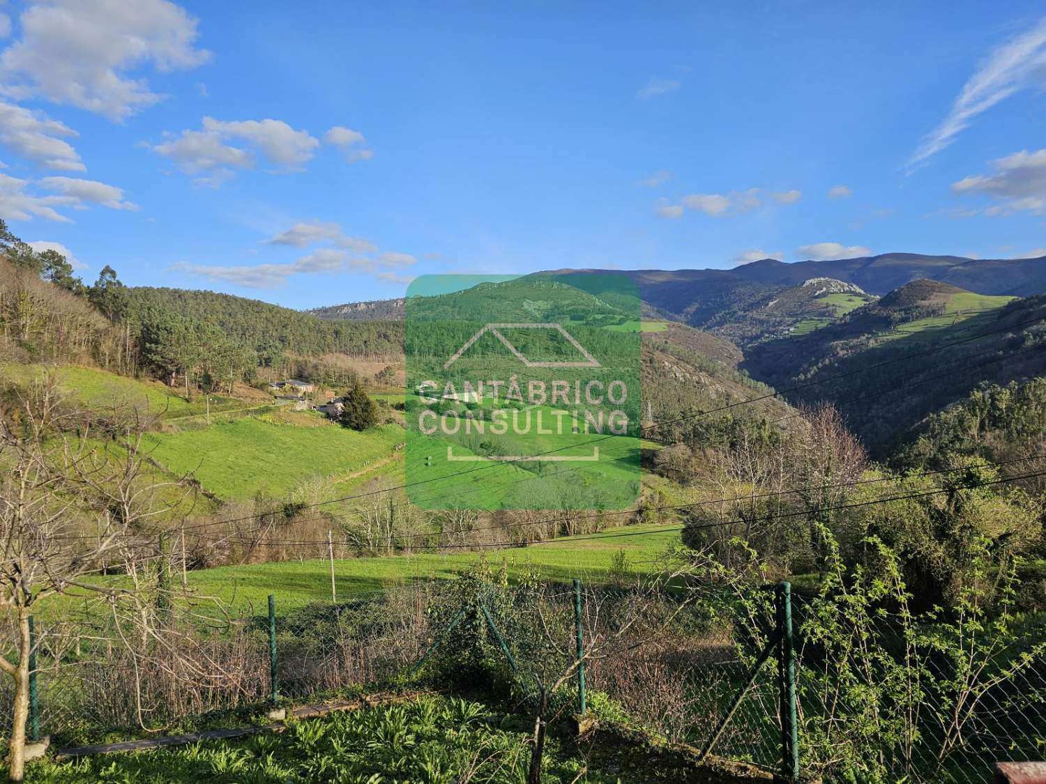 GRAN CASA  ESPECIAL ESTILO INDIANO CON VISTAS DE ENSUEÑO EN DOIRAS BOAL - ASTURIAS