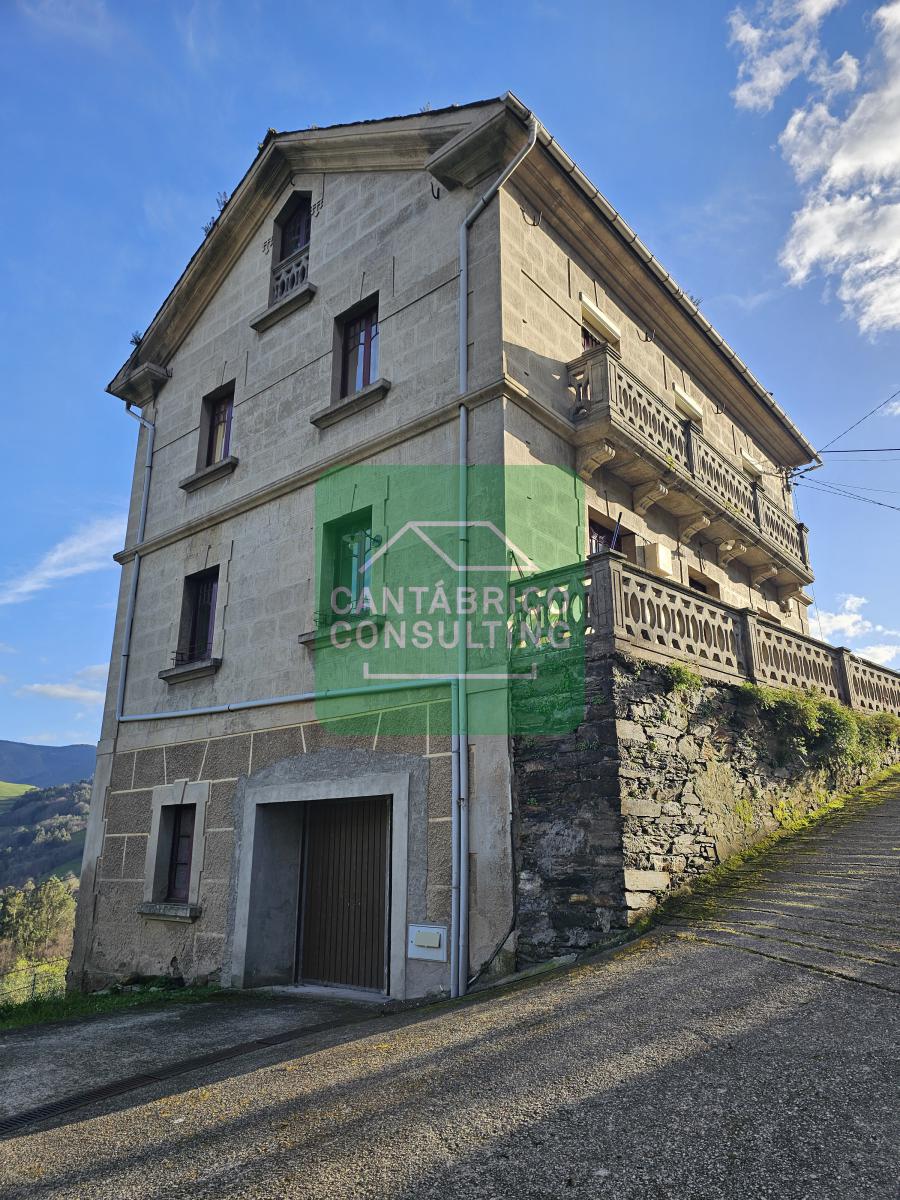 GRAN CASA  ESPECIAL ESTILO INDIANO CON VISTAS DE ENSUEÑO EN DOIRAS BOAL - ASTURIAS