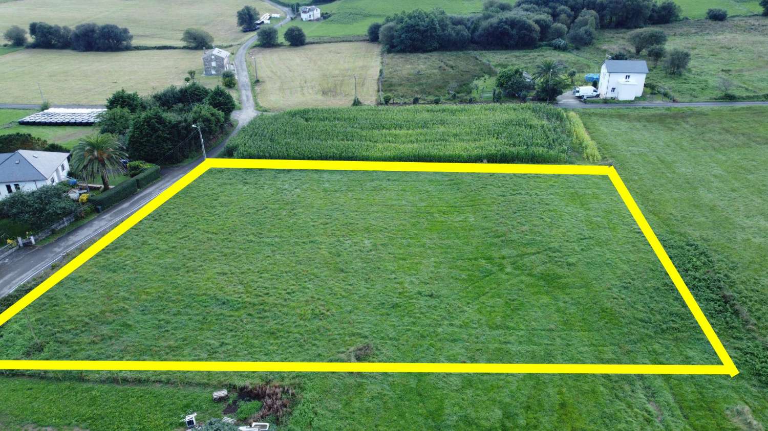 PARCELA EDIFICABLE 4.000 METROS EN EL FRANCO – ASTURIAS