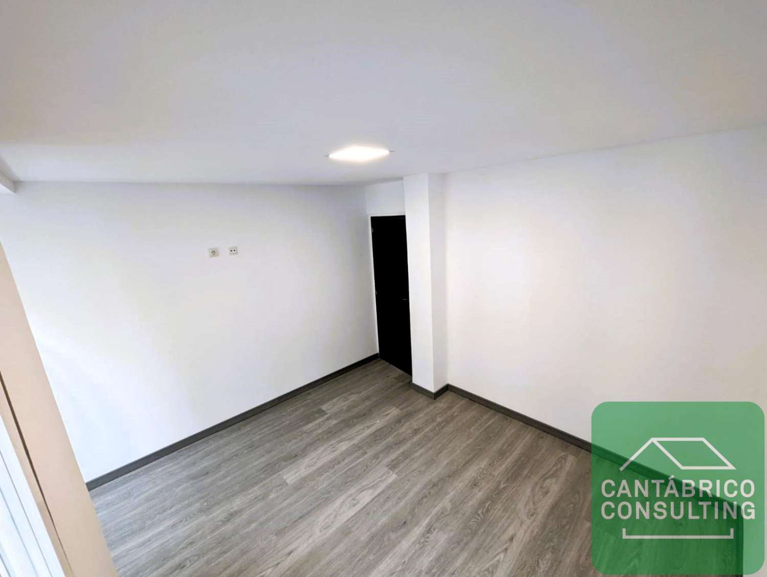 VIVIENDA CON SOTANO-GARAJE Y TERRAZA REFORMADA EN AVENIDA DE SAMA -MIERES - ASTURIAS