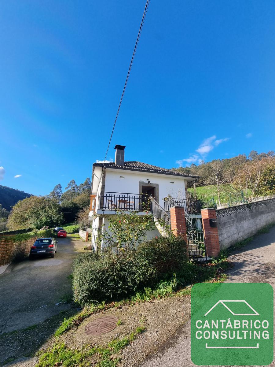 Maison en vente à Luarca