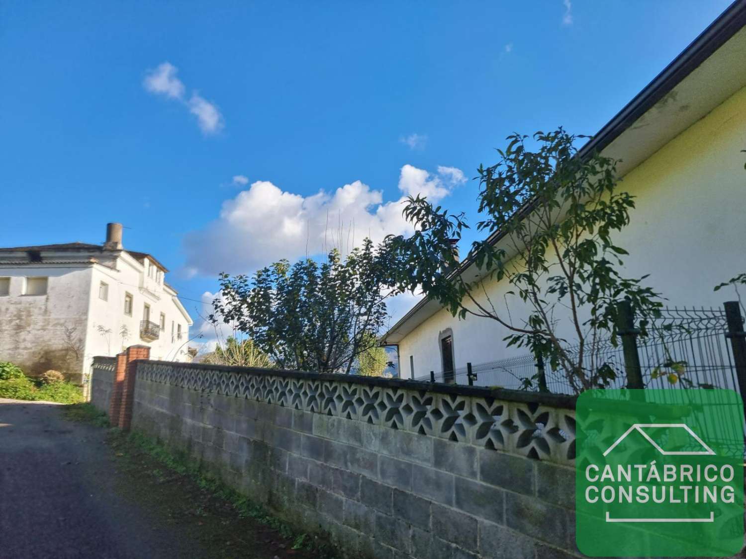 Maison en vente à Luarca