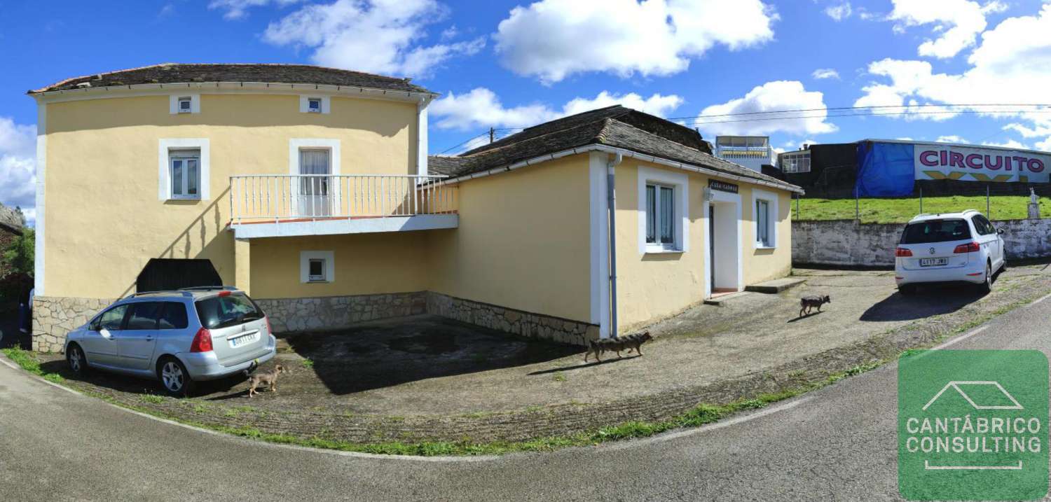 Maison en vente à Villayón